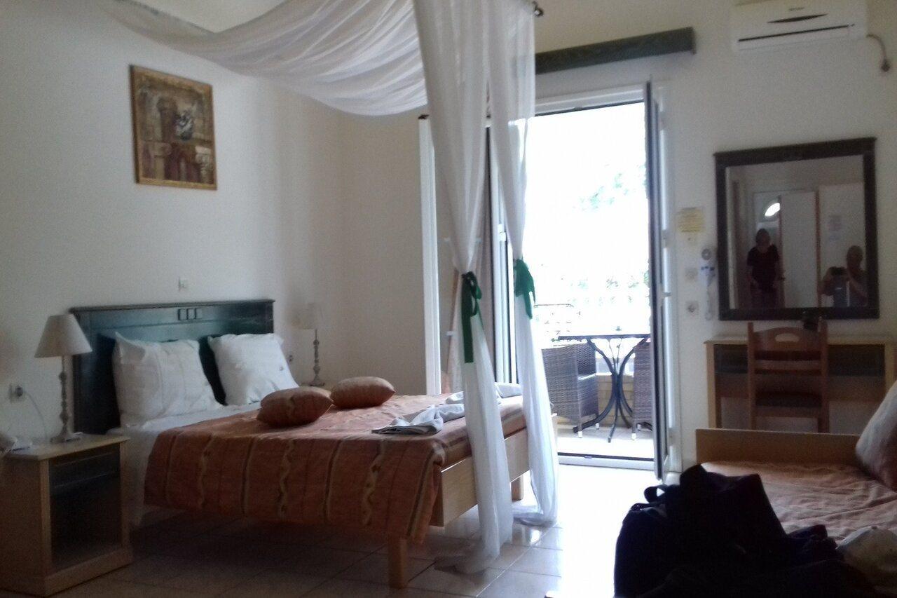 Kerkyra Beach Hotel & Apartments Benitses  Exterior foto