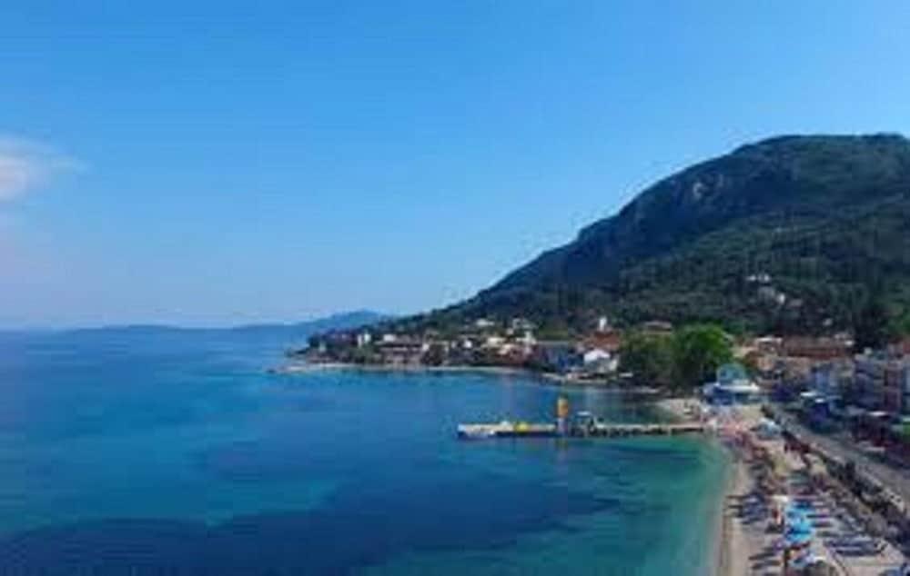 Kerkyra Beach Hotel & Apartments Benitses  Exterior foto