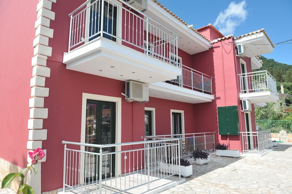 Kerkyra Beach Hotel & Apartments Benitses  Exterior foto