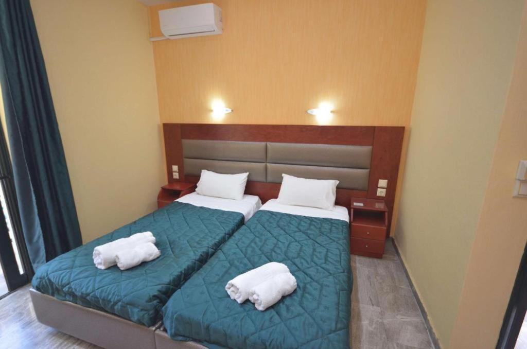 Kerkyra Beach Hotel & Apartments Benitses  Exterior foto