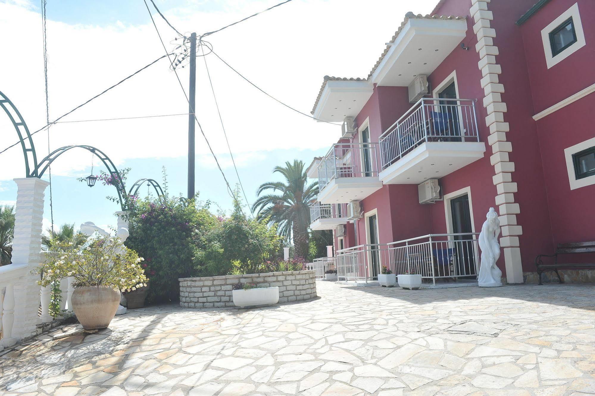 Kerkyra Beach Hotel & Apartments Benitses  Exterior foto